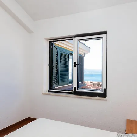 Luxury アパート *