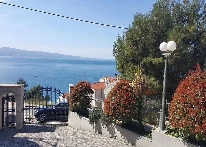 아파트 Luxury 오미스