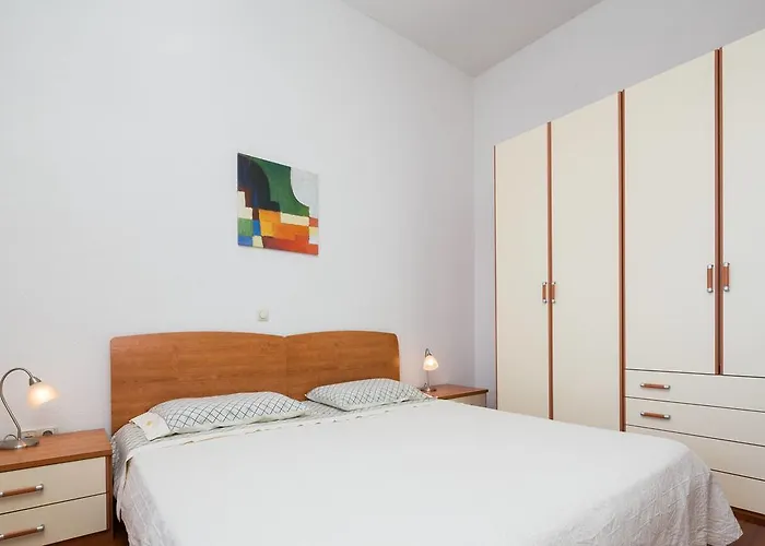 아파트 Luxury 오미스