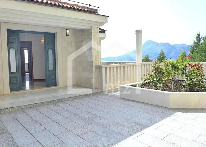 Luxury דירה אומיס